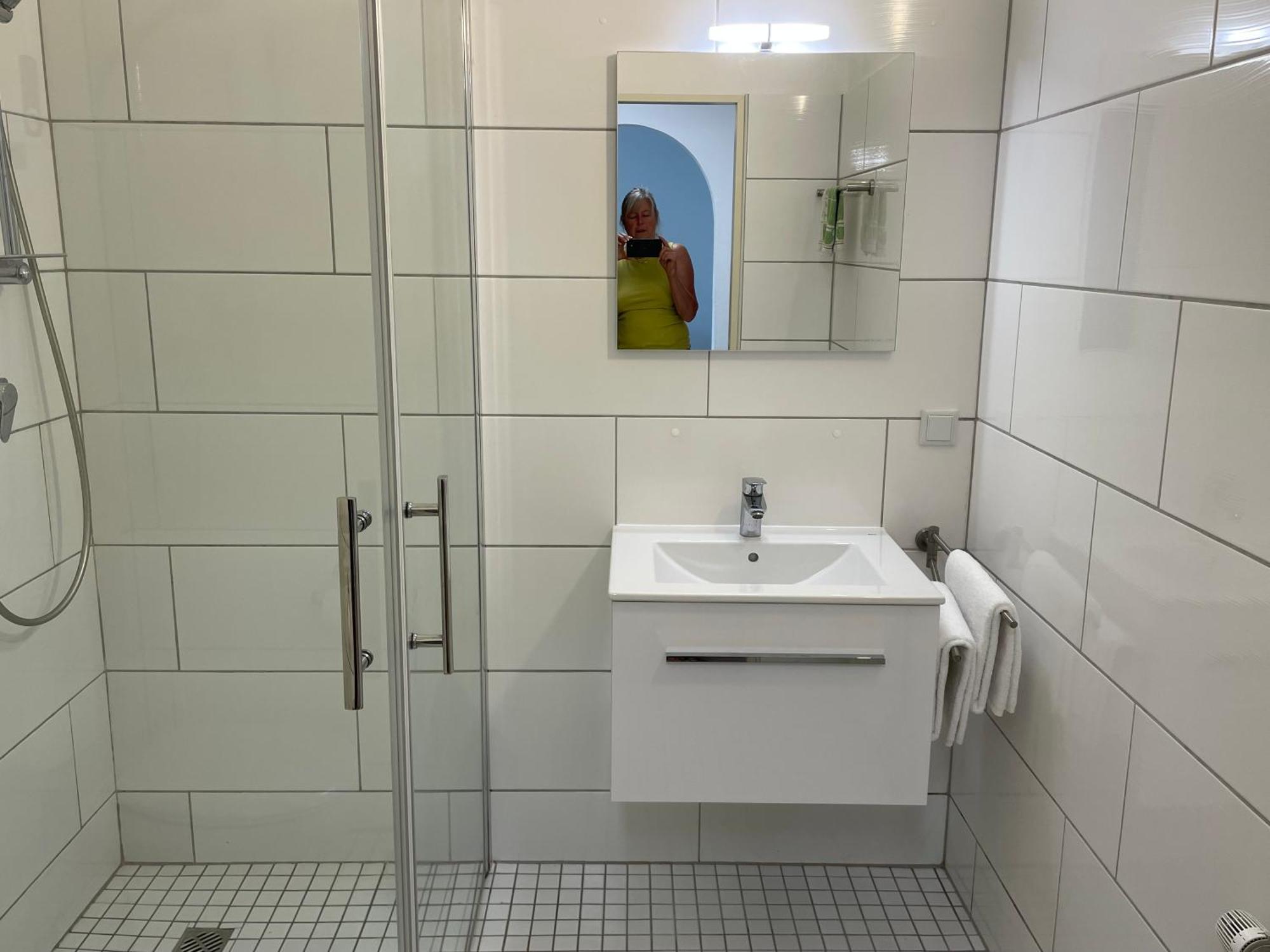 Sieben, Zentral Gelegene Mit Tiefgaragenstellplatz Bad Oeynhausen